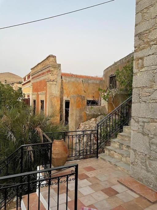 Maison Avec Terrasses Et Vues Symi Exterior foto